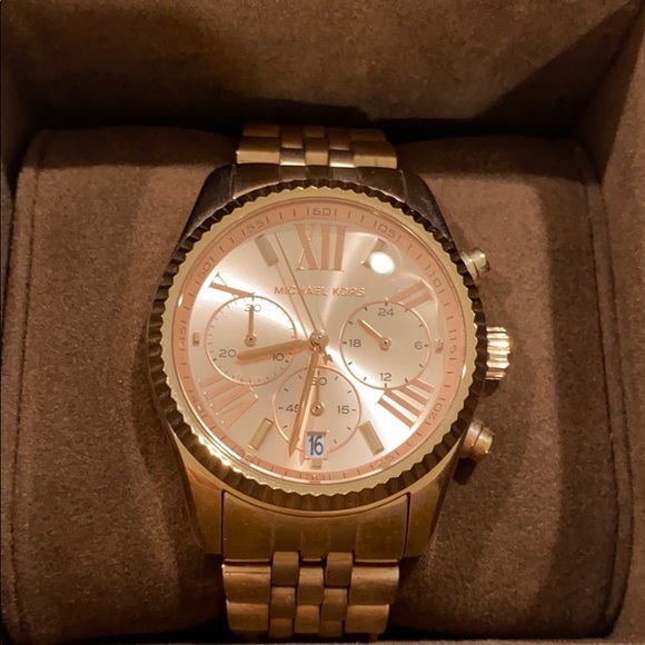 Michael Kors Accessories - Rose gold Michael Kors watch